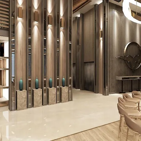 Bella Luna Hotell 4*